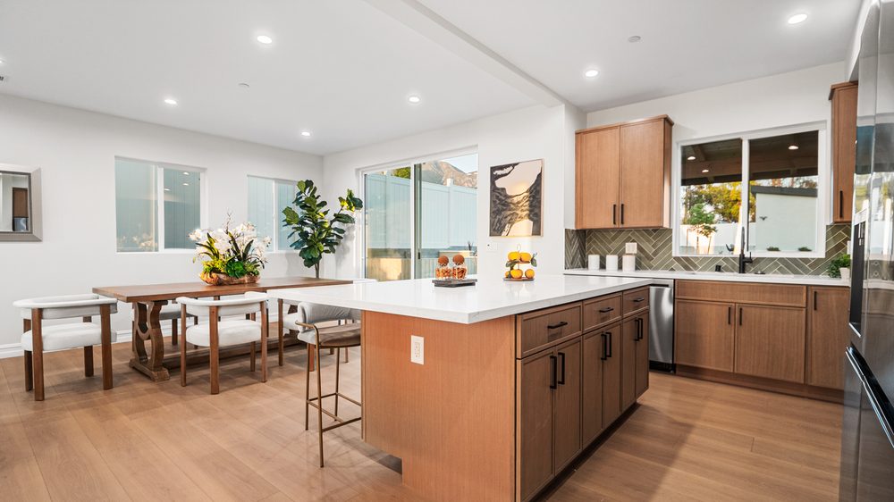 Kitchen island