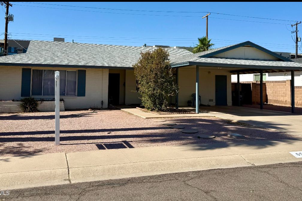 Palm Lane Residence